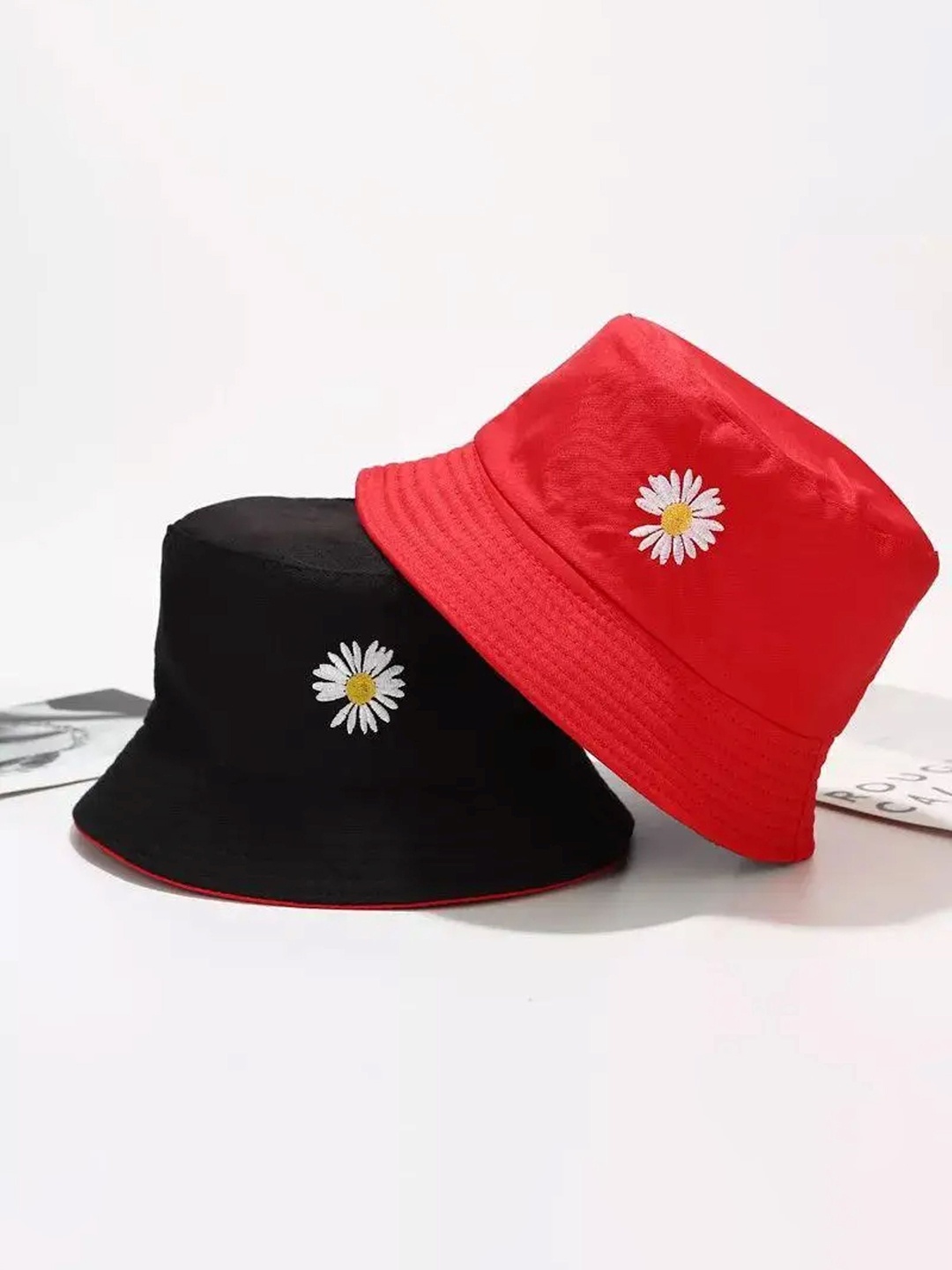 

Infispace MenEmbroidered Unisex Reversible-Two Sided Little DaisyFloral Printed Bucket Hat, Red