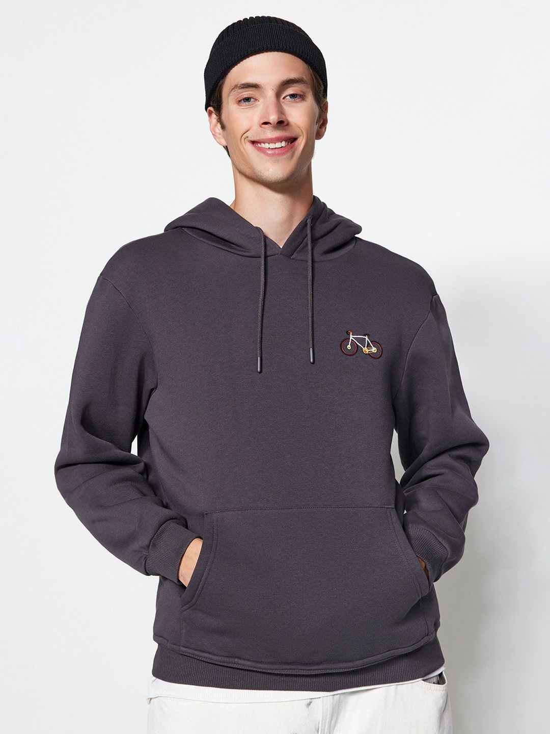 

Trendyol Men Graphic Printed Hood Cotton Pullover Sweatshirt, Black