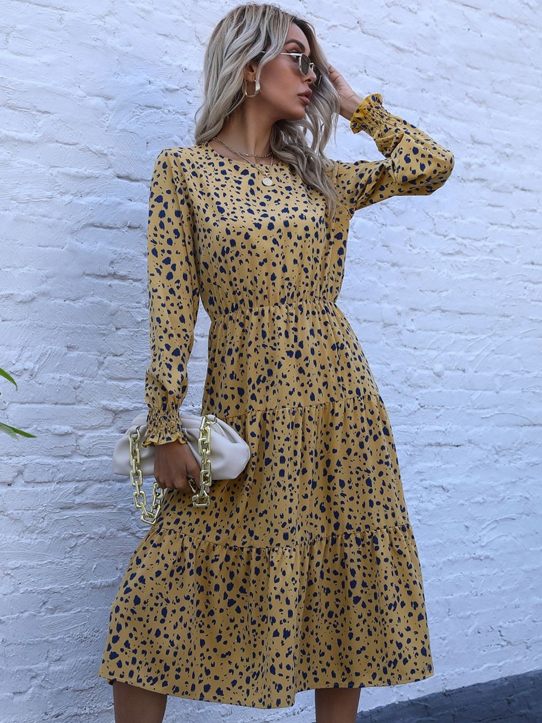 

KPOP Animal Printed Puff Sleeve A-Line Midi Dress, Yellow
