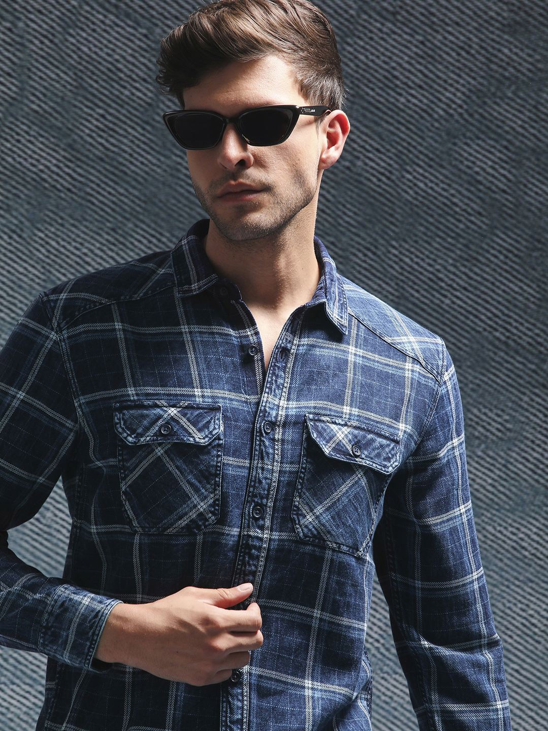 

Henceforth Men Checked Printed Casual Shirt, Blue