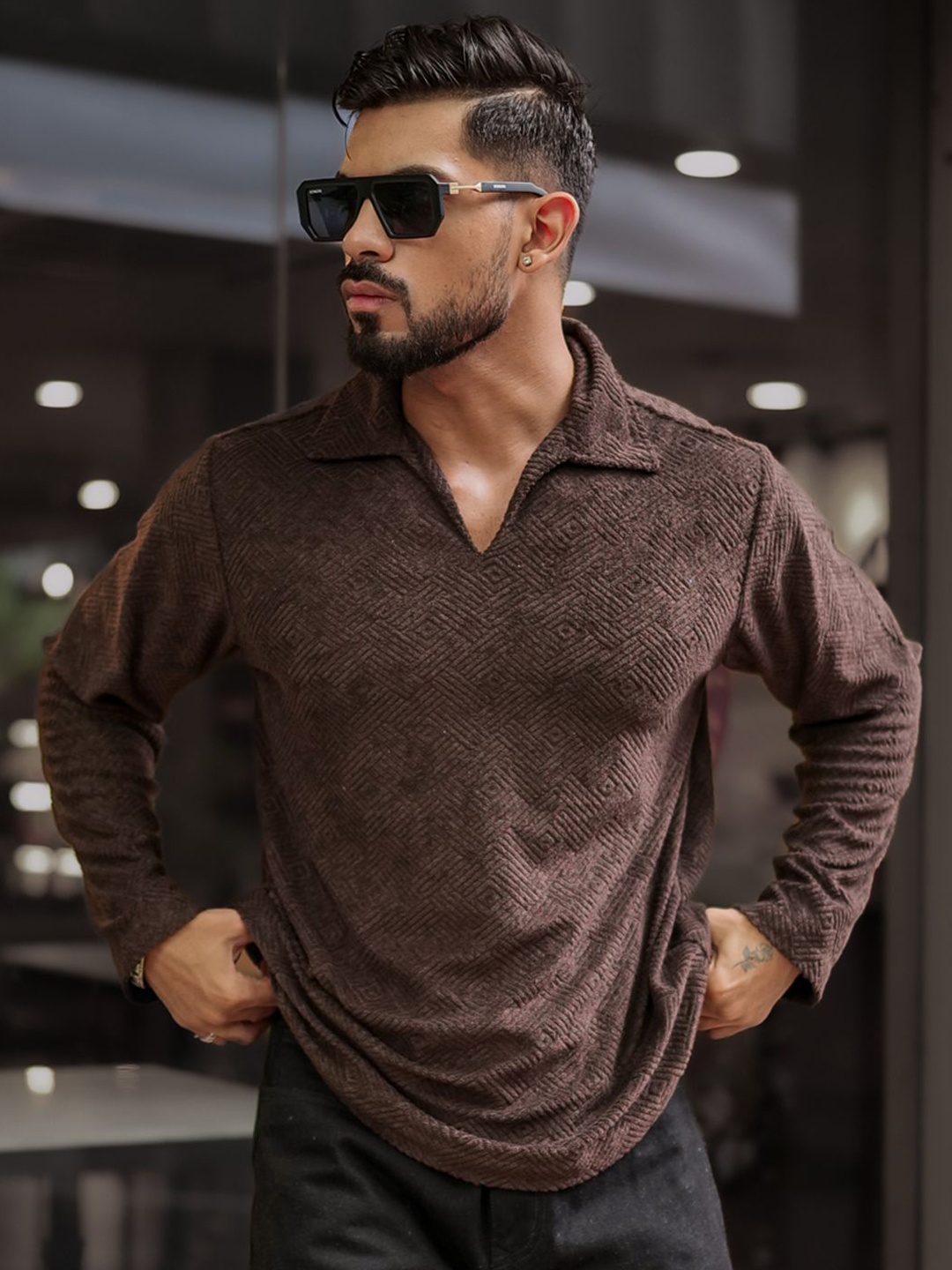 

Powerlook Men Solid Polo Collar Cotton T-shirt, Brown
