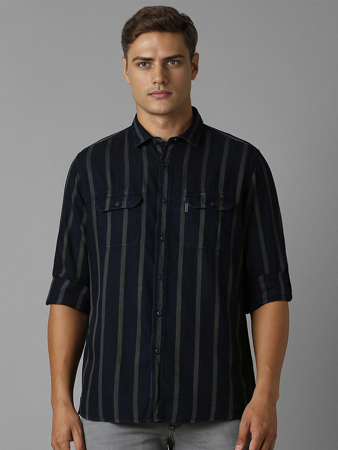 

Louis Philippe Jeans Men Spread Collar Vertical Striped Cotton Slim Fit Casual Shirt, Navy blue