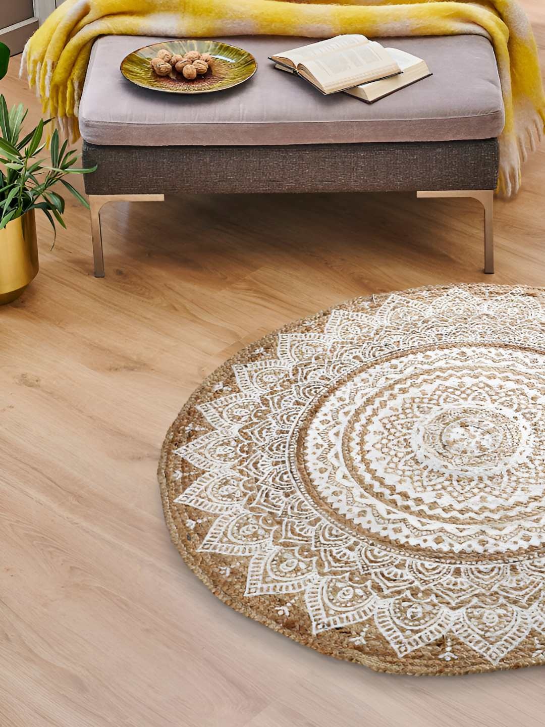 

SASHAA WORLD Brown 7 White Printed Jute Round Floor Mat