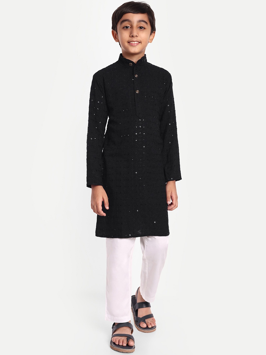 

FEBVIBE Boys Floral Embroidered Regular Pure Cotton Kurta with Pyjamas, Black
