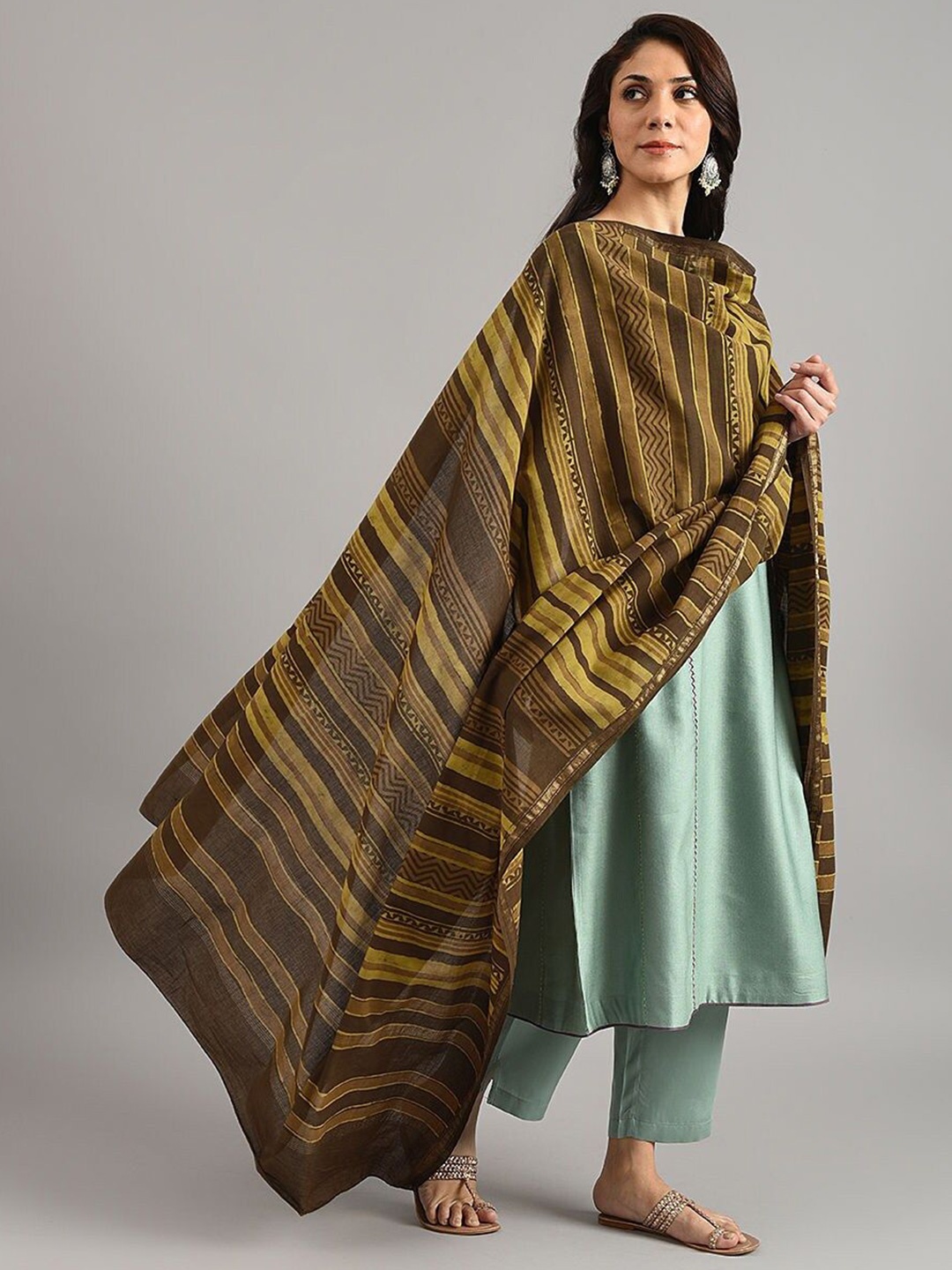 

JAYPORE Striped Dupatta, Brown