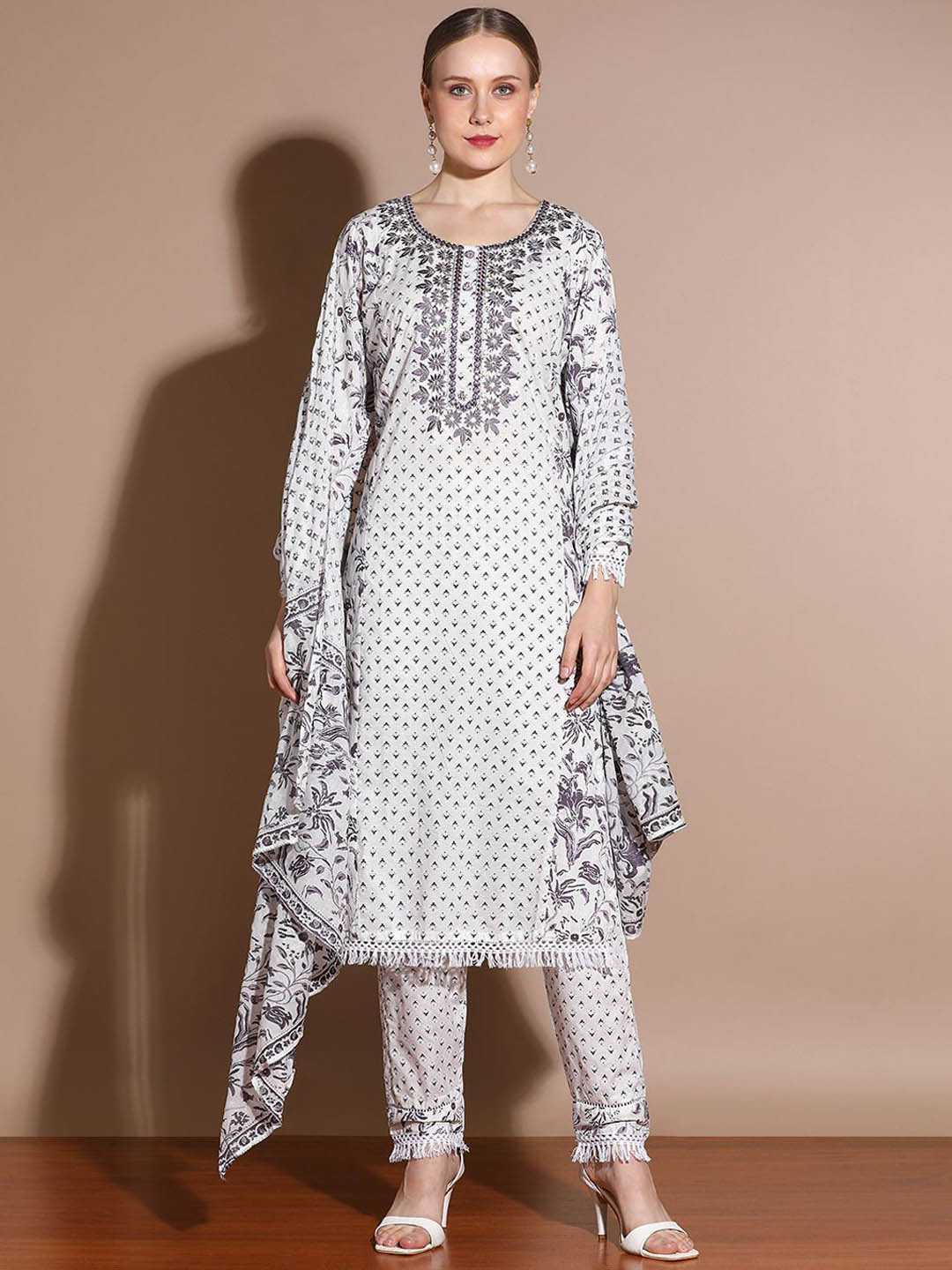 

Anouk Purple Floral Printed Thread Work Pure Cotton Straight Kurta With Trouser & Dupatta