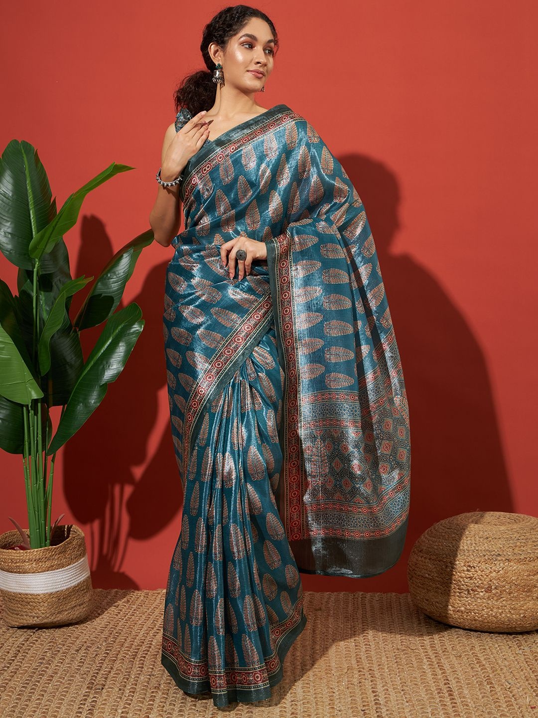 

RACHNA Ethnic Motifs Printed Tissue Saree, Green