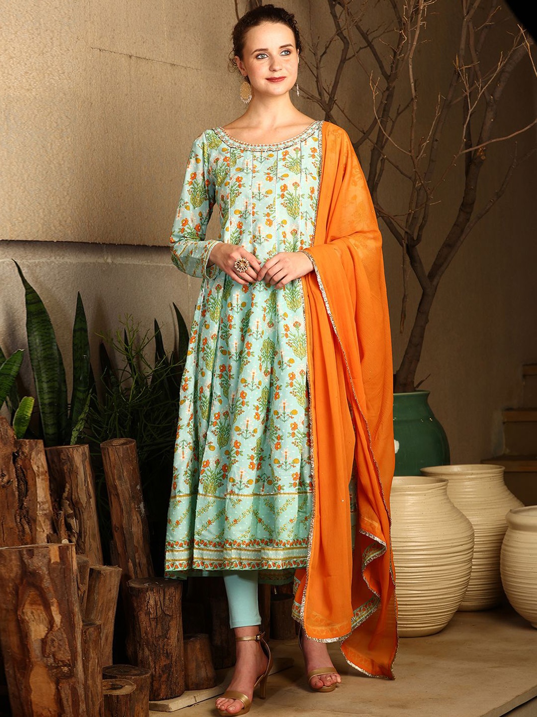 

W Women Floral Printed Regular Thread Work Kurta With Dupatta, Blue