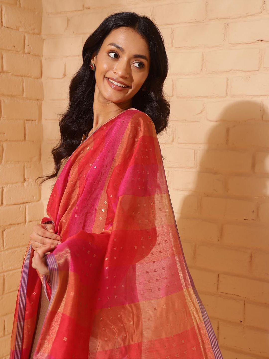 

Fabindia Floral Embroidered Sequinned Dupatta, Magenta