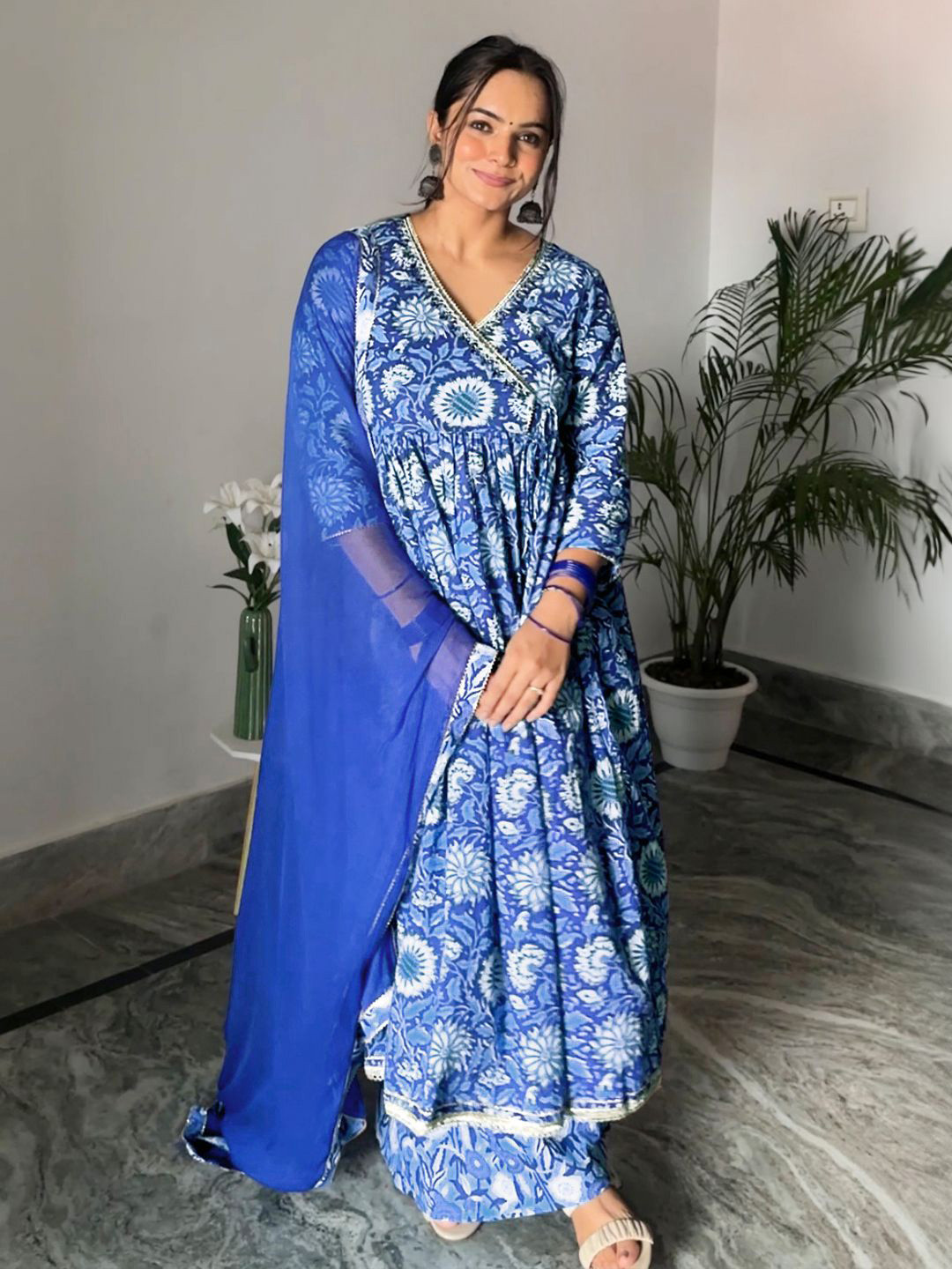 

Janasya Floral Printed Angrakha Pure Cotton Anarkali Kurta with Palazzos & Dupatta, Blue