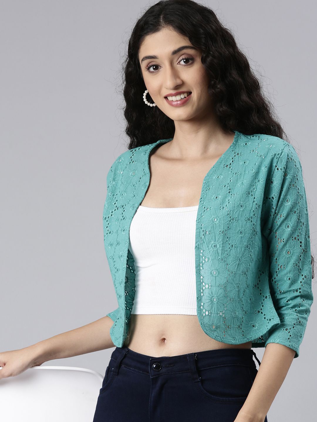 

TWIN BIRDS Floral Self Design Three-Quarter Sleeves Pure Cotton Crop Open Front Shrug, Blue
