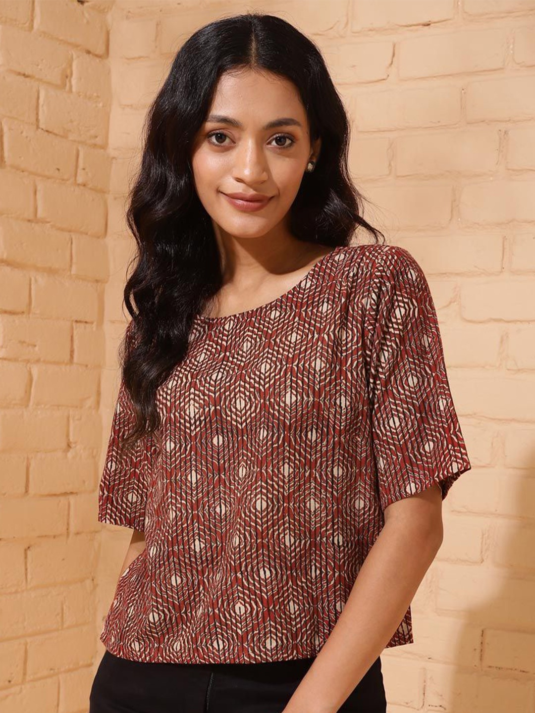 

Fabindia Women Abstract Printed Round Neck Cotton Top, Brown