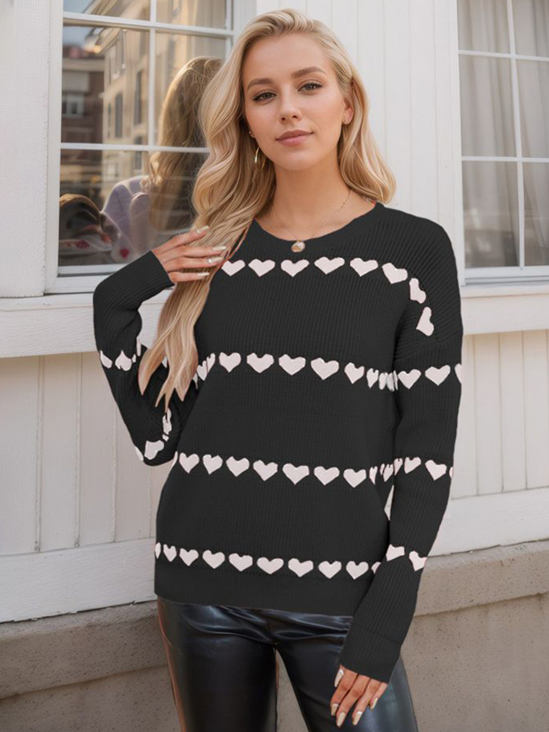 

StyleCast Women Printed Pullover, Black