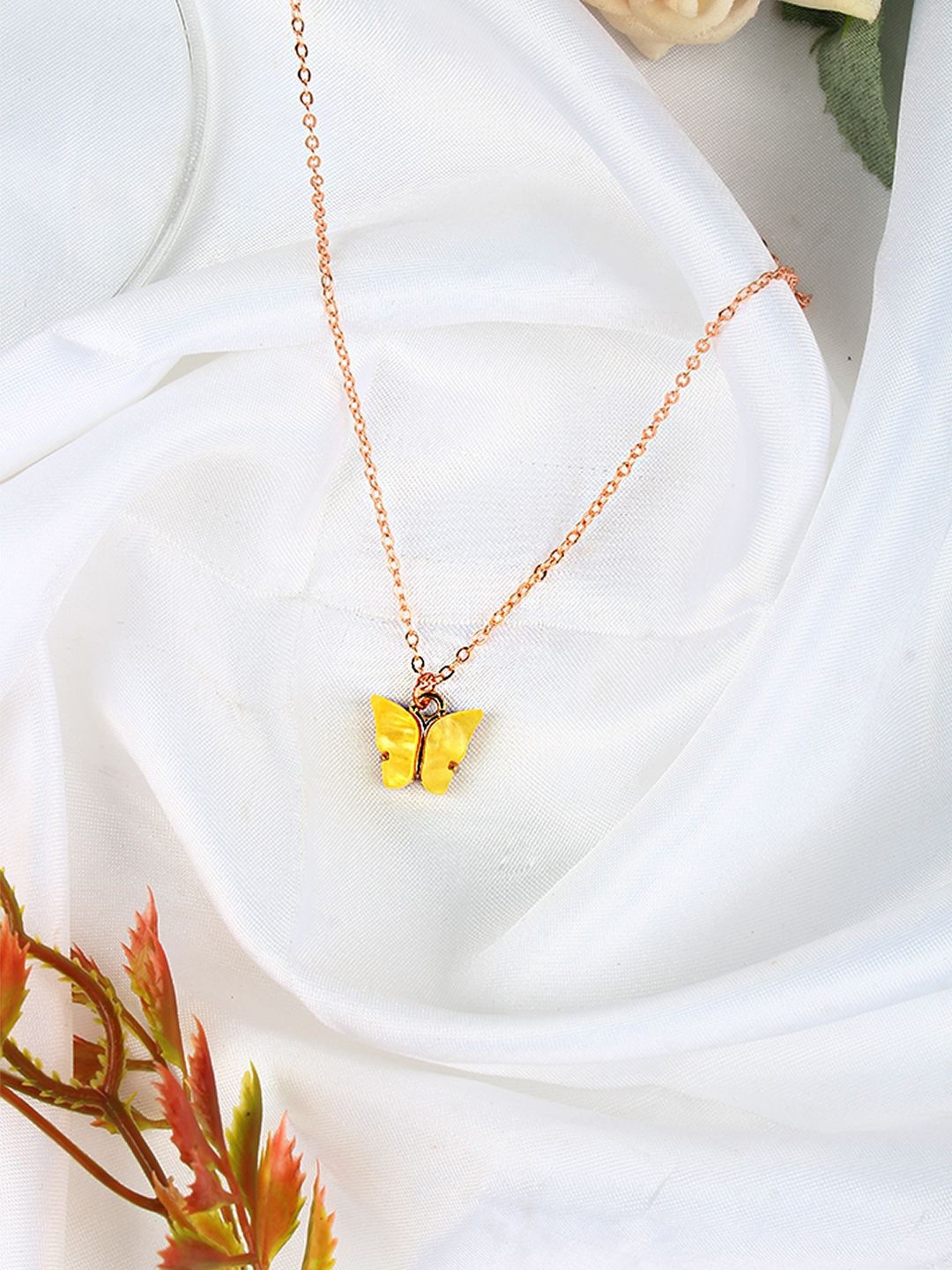 

KPOP Rose Gold-Plated Butterfly Shaped Stone Studded Pendant With Chain