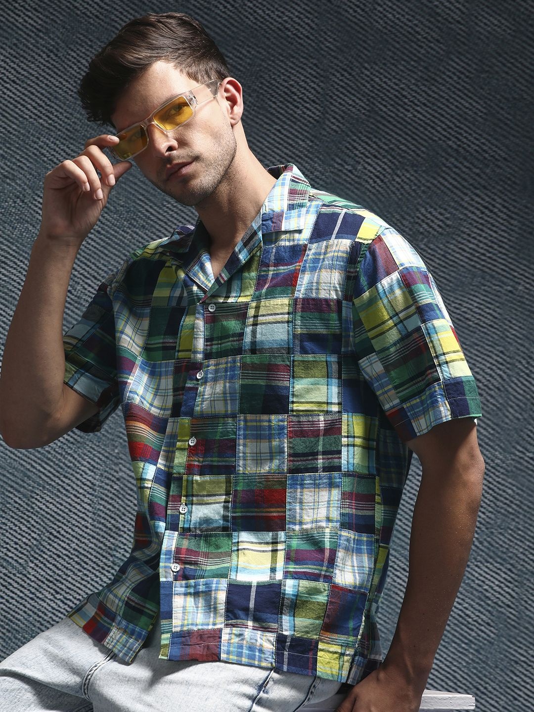 

Henceforth Men Boxy Opaque Checked Casual Shirt, Multi