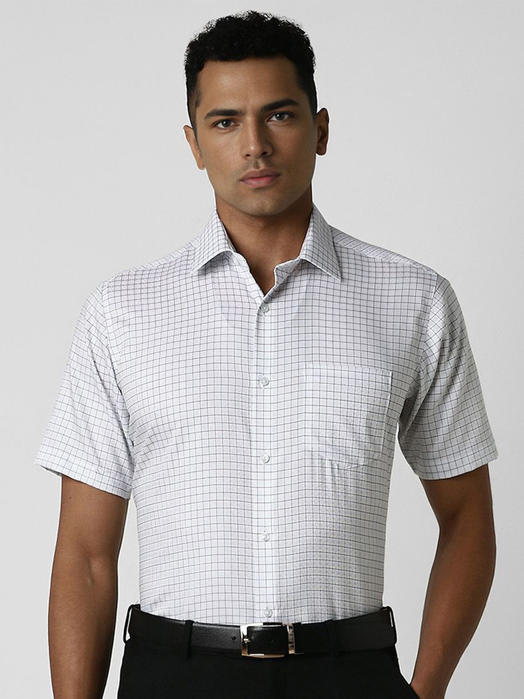 

Van Heusen Men Spread Collar Micro Checked Cotton Formal Shirt, White