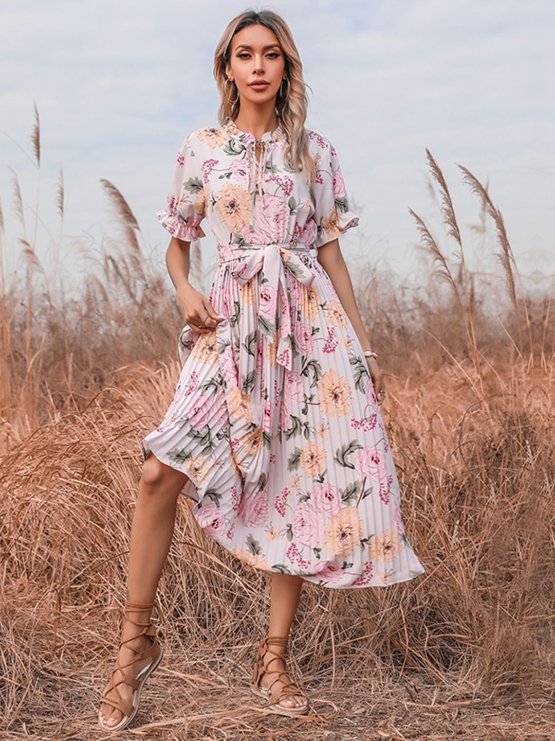 

KPOP Women Floral Print Tie-Up Neck A-Line Maxi Dress, Pink