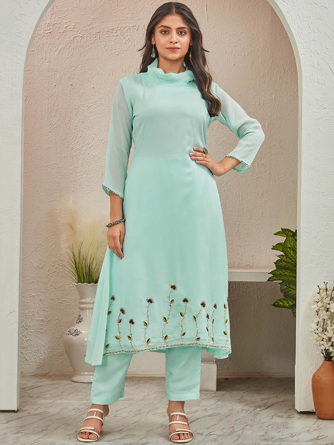 

TWINS LADY Women Ethnic Motifs Embroidered Regular Sequinned Kurta with Trousers, Blue