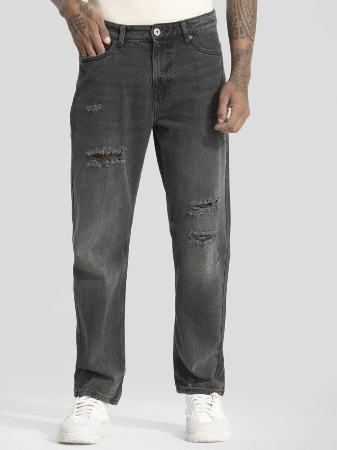 

Snitch Men Comfort Relaxed Fit Mildly Distressed Light Fade Stretchable Jeans, Charcoal