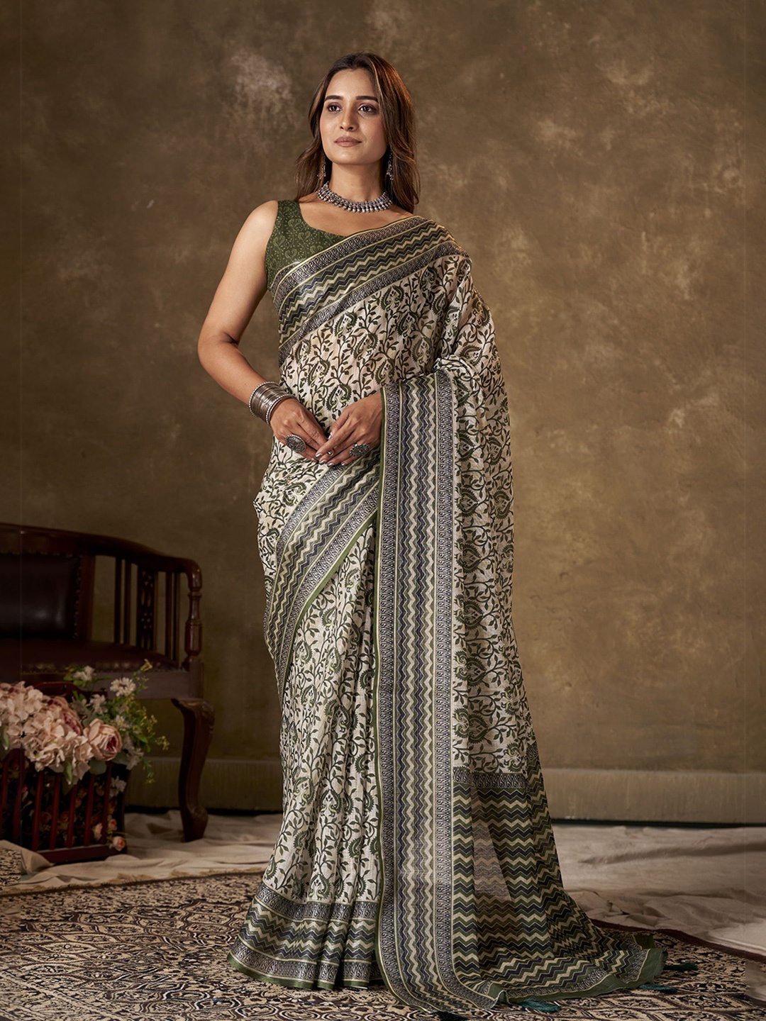 

KAYOMMI Ajrak Block Printed Pure Cotton Chanderi Saree, Green
