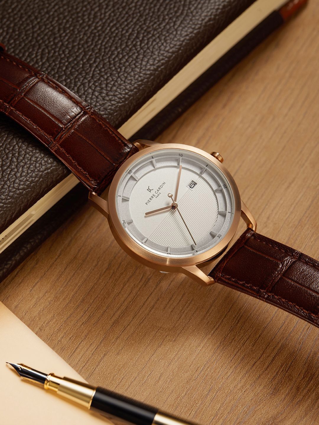 

pierre cardin Men Dial & Leather Straps Analogue Watch CLC.6003, White