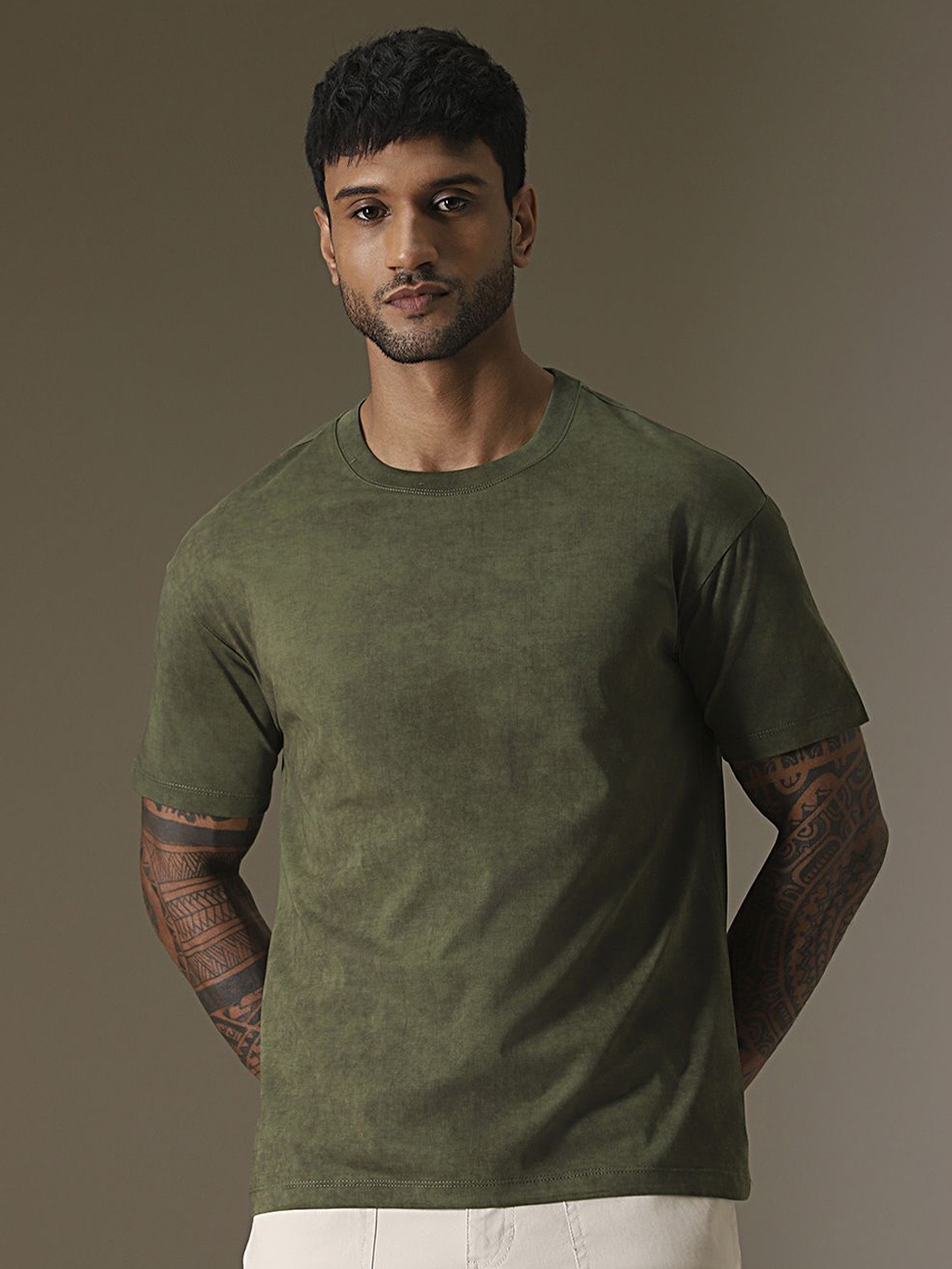 

Banana Club Men T-shirt, Olive