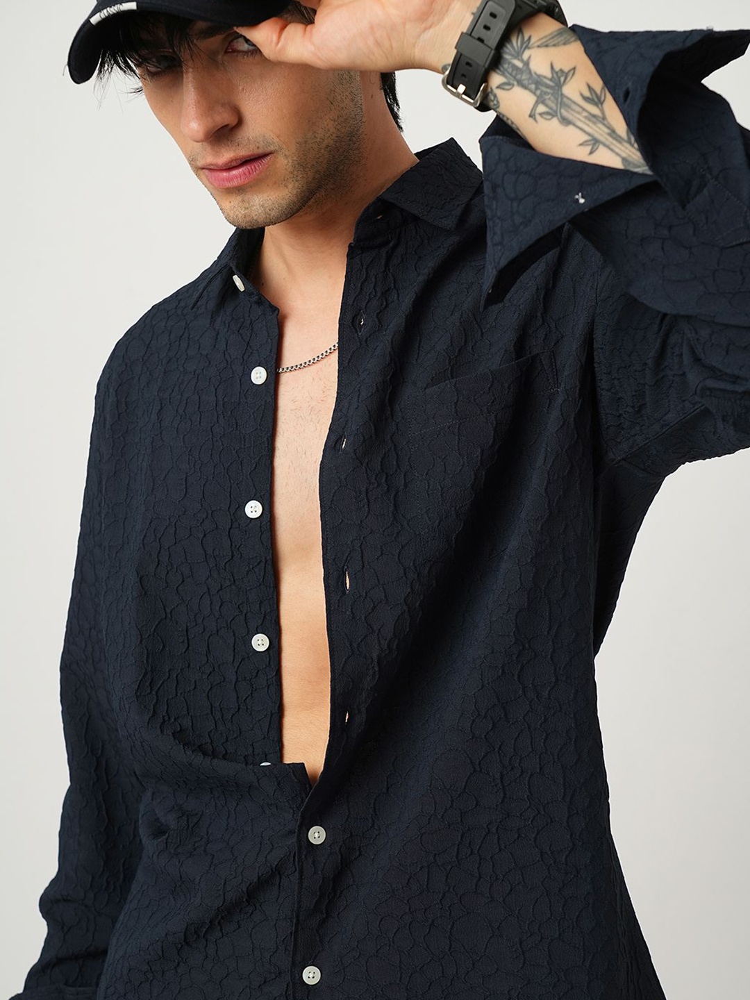 

VASTRADO Men Classic Slim Fit Opaque Casual Shirt, Navy blue