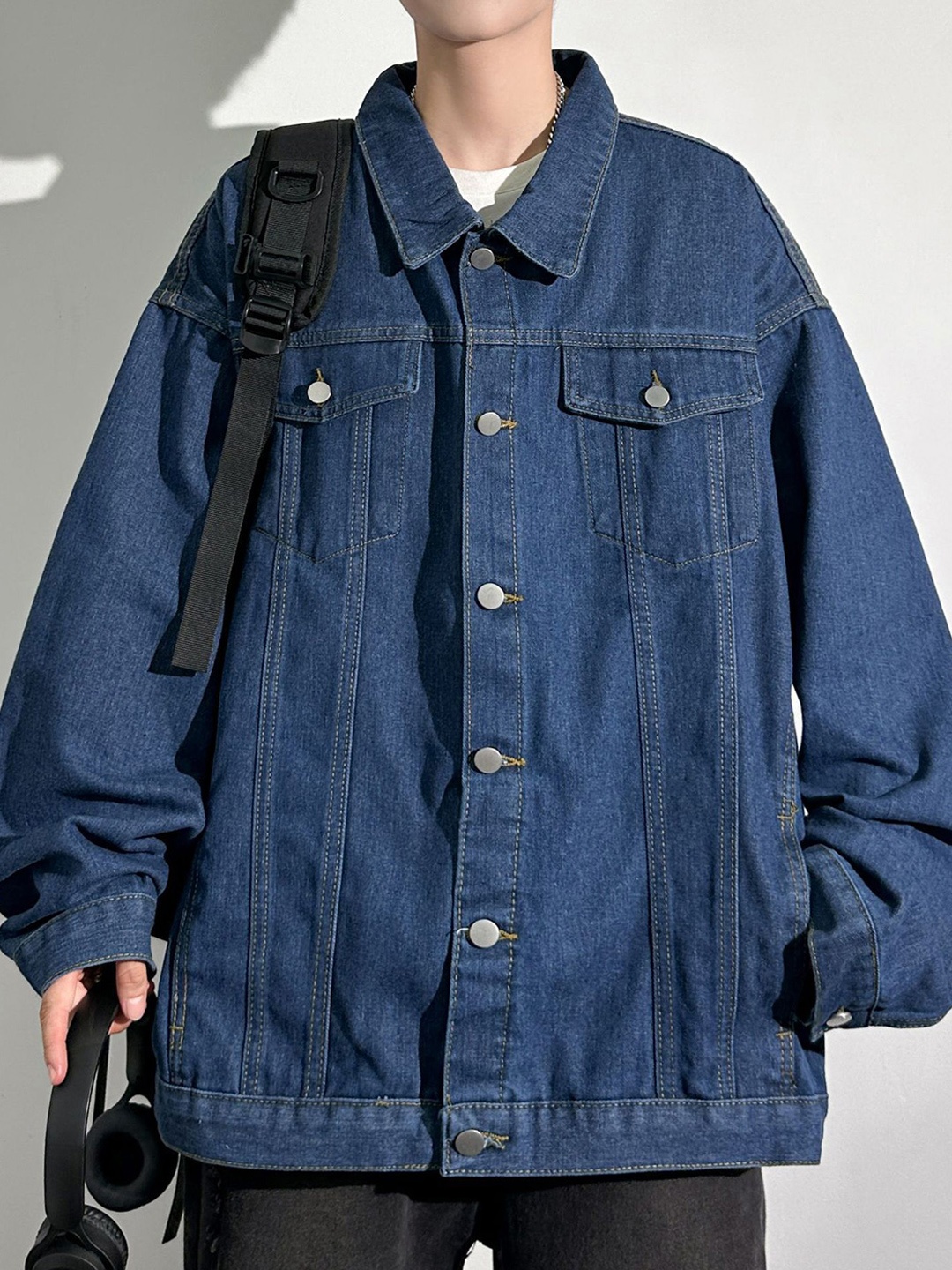 

StyleCast x Revolte Men Solid Spread Collar Outdoor Tailored Jacket, Blue