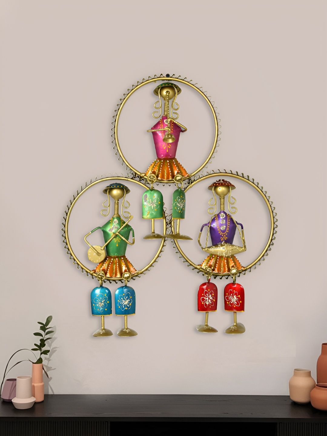 

Aapno Rajasthan Green & Red Textured 3 Male Rajasthani Musicians Wall Hangings, Gold