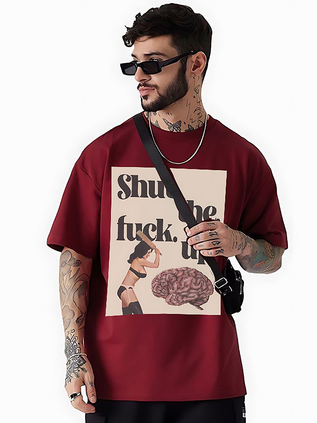 

RARESCAPE Men Printed Pockets T-shirt, Maroon