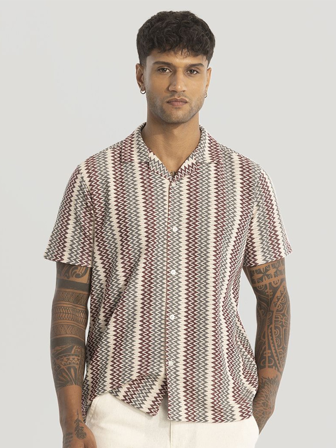 

Snitch Men Relaxed Boxy Chevron Opaque Printed Casual Shirt, Multi