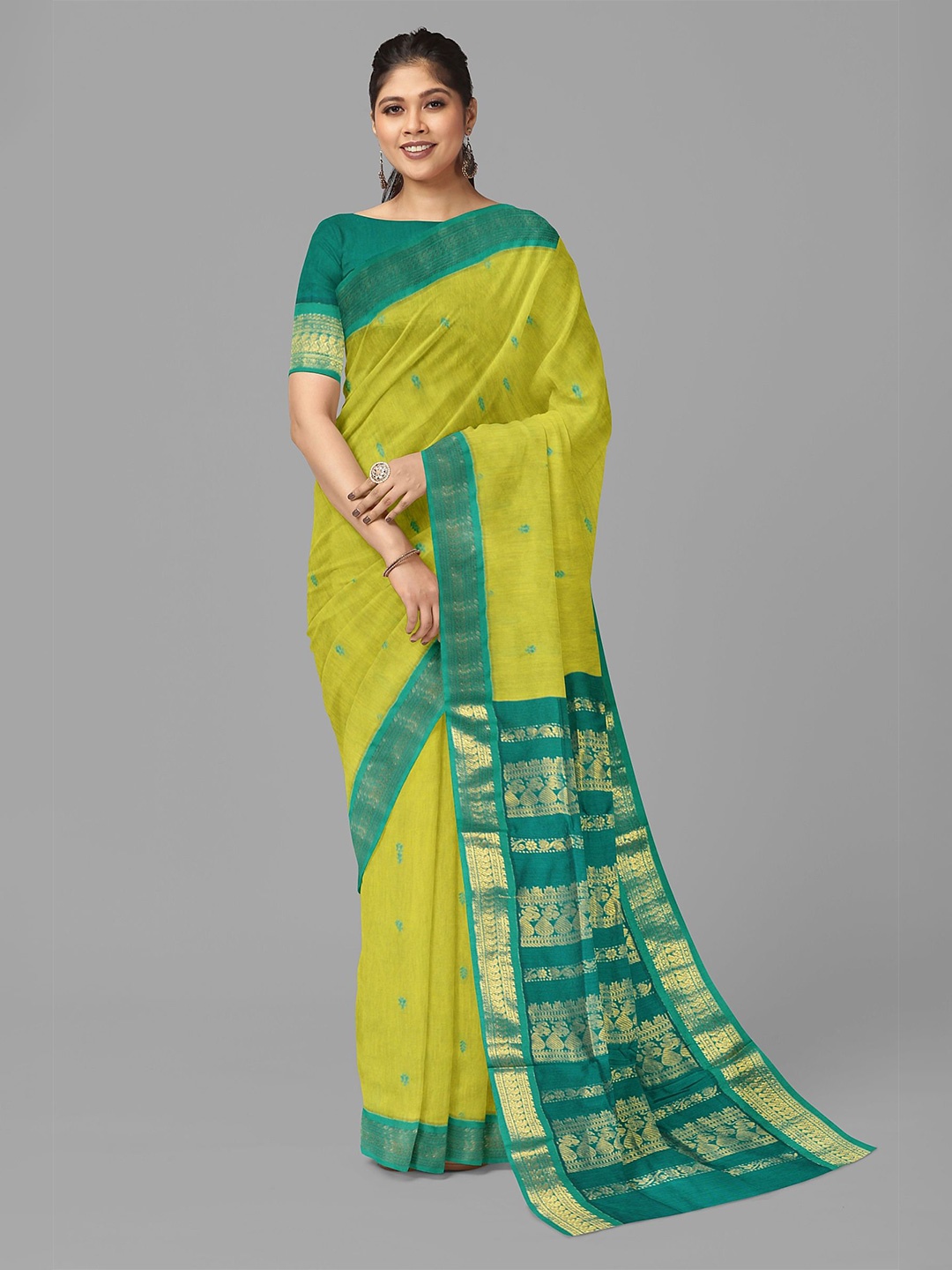 

The Chennai Silks Floral Zari Saree, Green