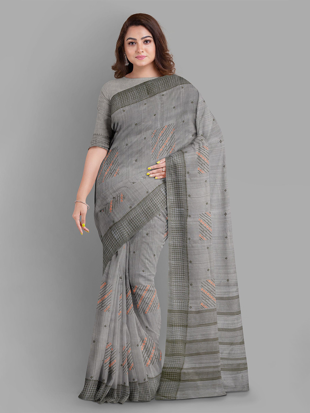 

The Chennai Silks Floral Embroidered Saree, Grey