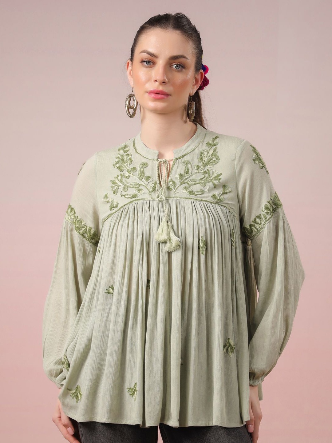 

Nyaro Embroidered Keyhole Neck Bohemian Empire Top, Green