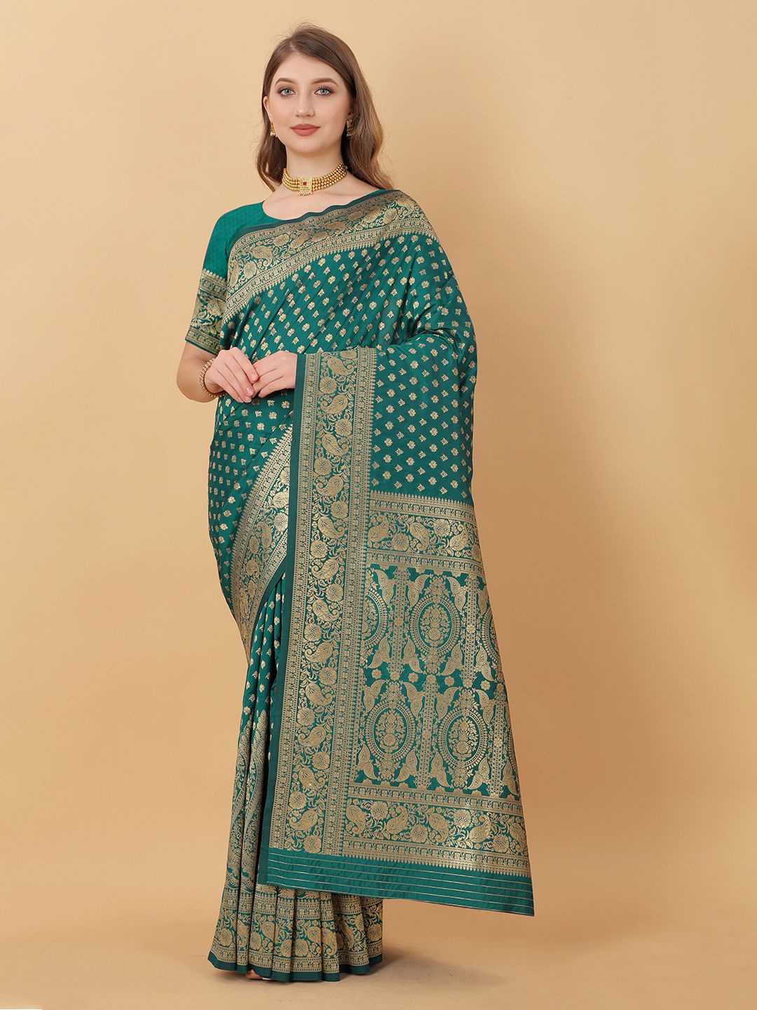 

NIWAA Woven Design Zari Pure Silk Kanjeevaram Saree, Green