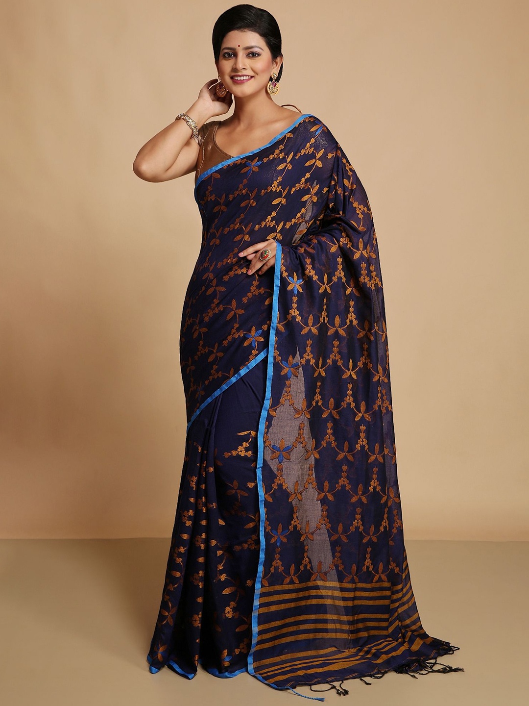 

WoodenTant Woven Design Zari Pure Cotton Khadi Saree, Blue