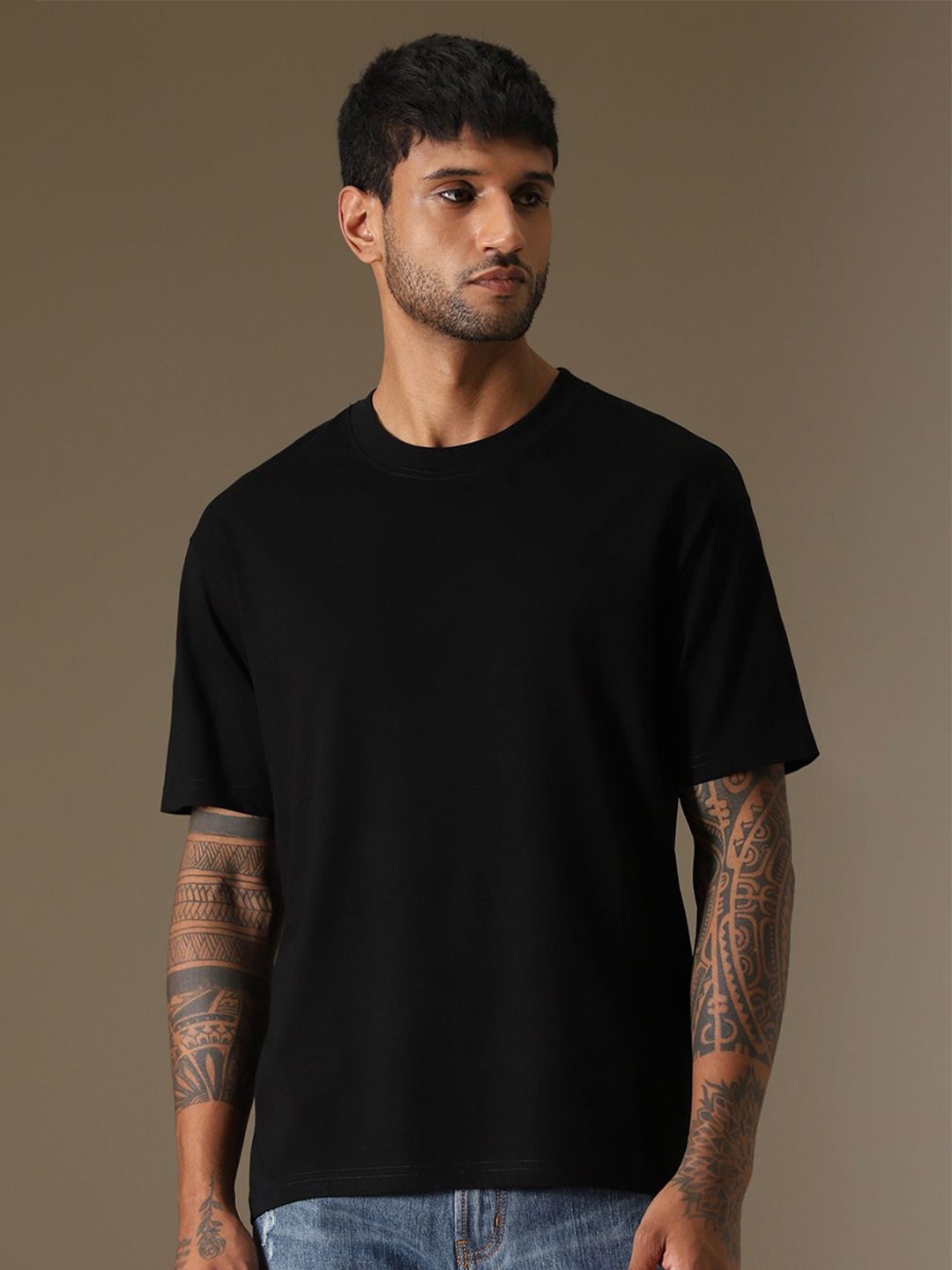 

Banana Club Men Slim Fit T-shirt, Black