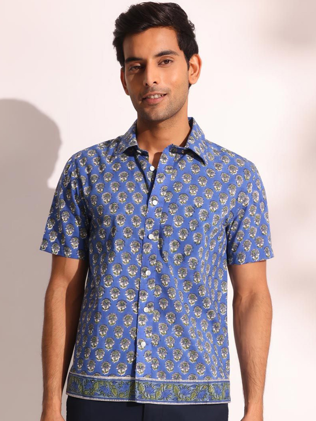 

Fabindia Men Spread Collar Floral Printed Cotton Casual Shirt, Blue