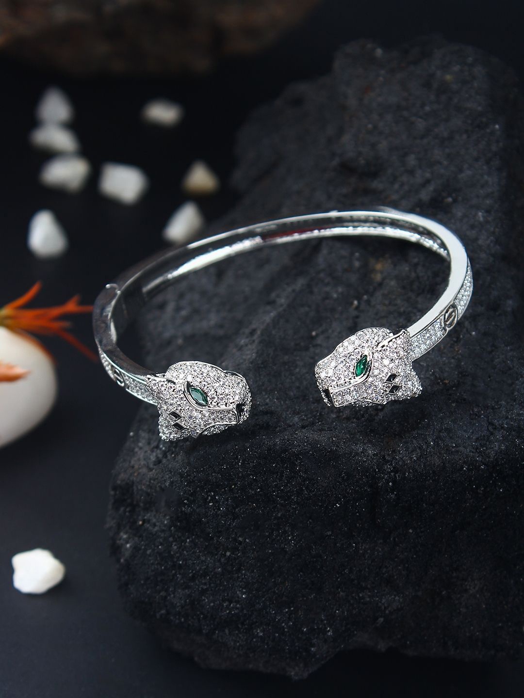 

KPOP Silver-Plated Cubic Zirconia Kada Bracelet