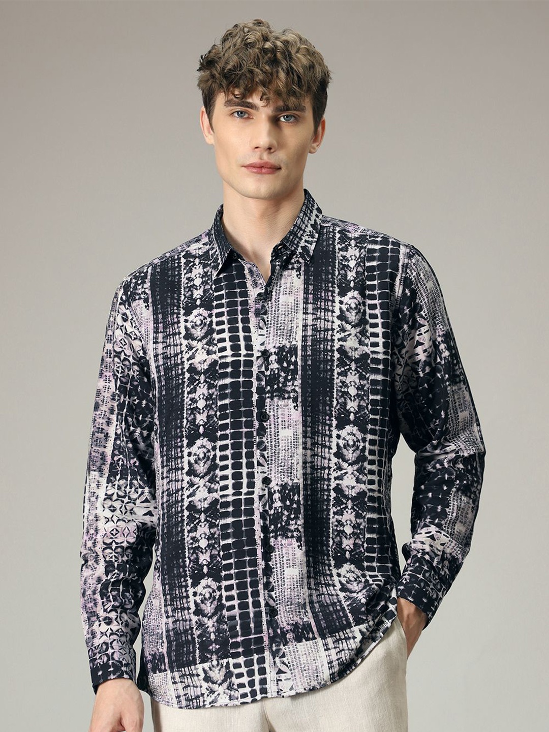 

Banana Club Men Classic Slim Fit Opaque Printed Casual Shirt, Black