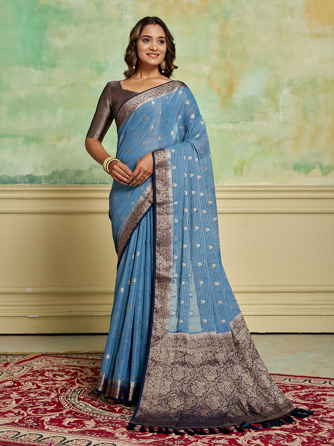 

KAYOMMI Floral Woven Design Zari Pure Georgette Banarasi Saree, Blue