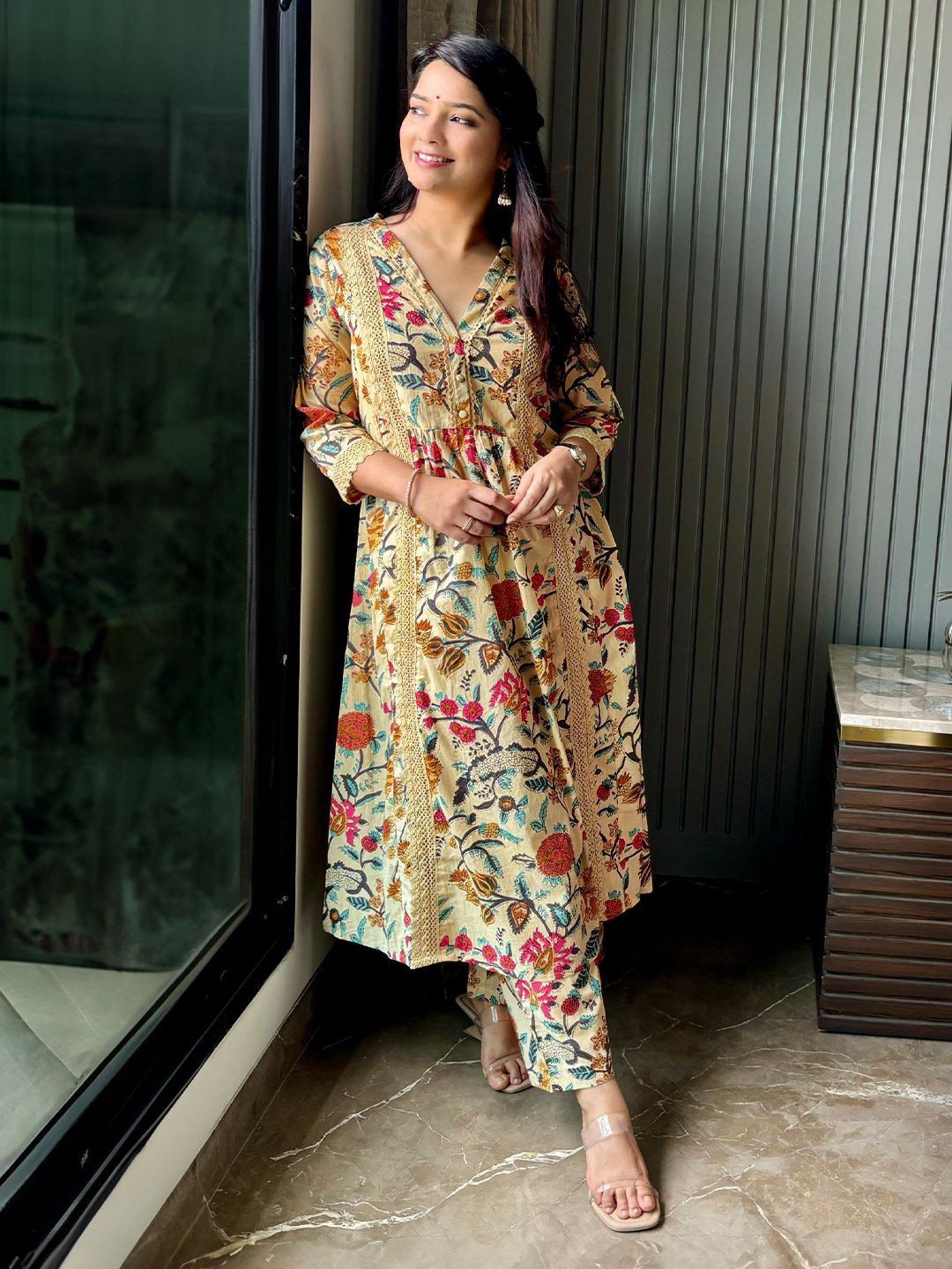 

Janasya Floral Printed Pleated V-Neck Pure Cotton A-Line Kurta with Palazzo, Beige