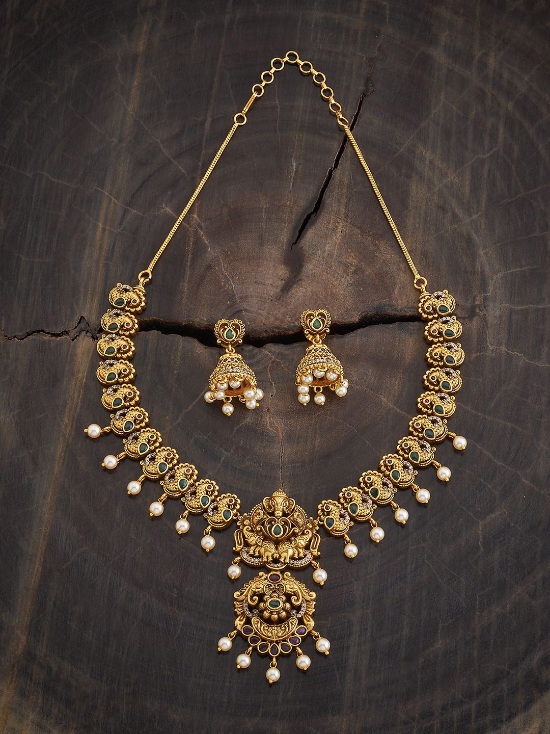 

Kushal's Fashion Jewellery Gold-Plated Artificial Stones & Beaded Necklace and Earrings