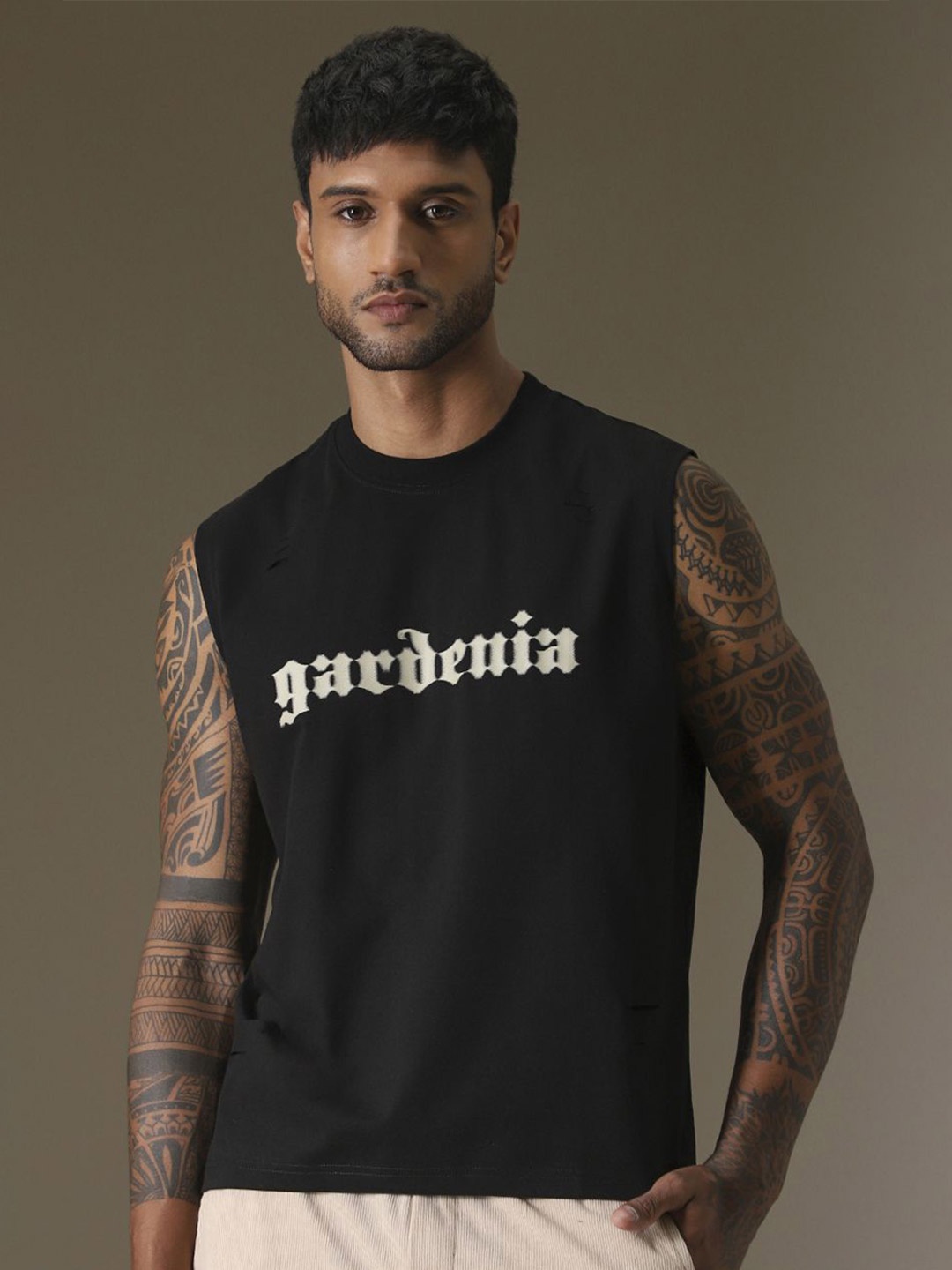 

Banana Club Men Typography Printed T-shirt, Black