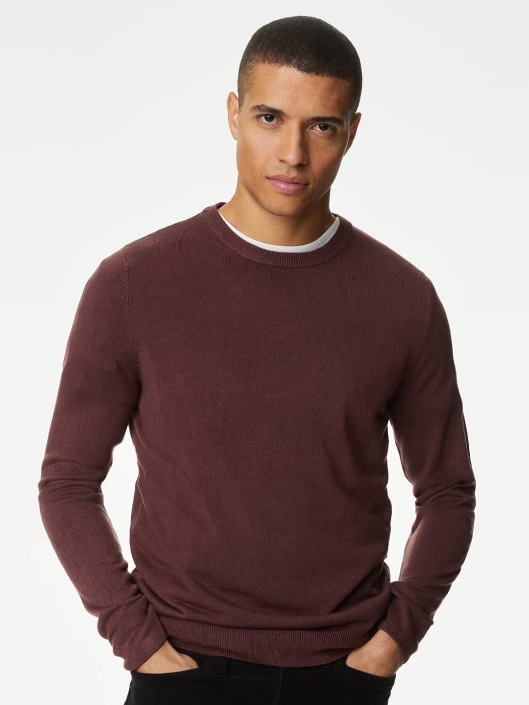 

Marks & Spencer Men Round Neck Pullover, Burgundy