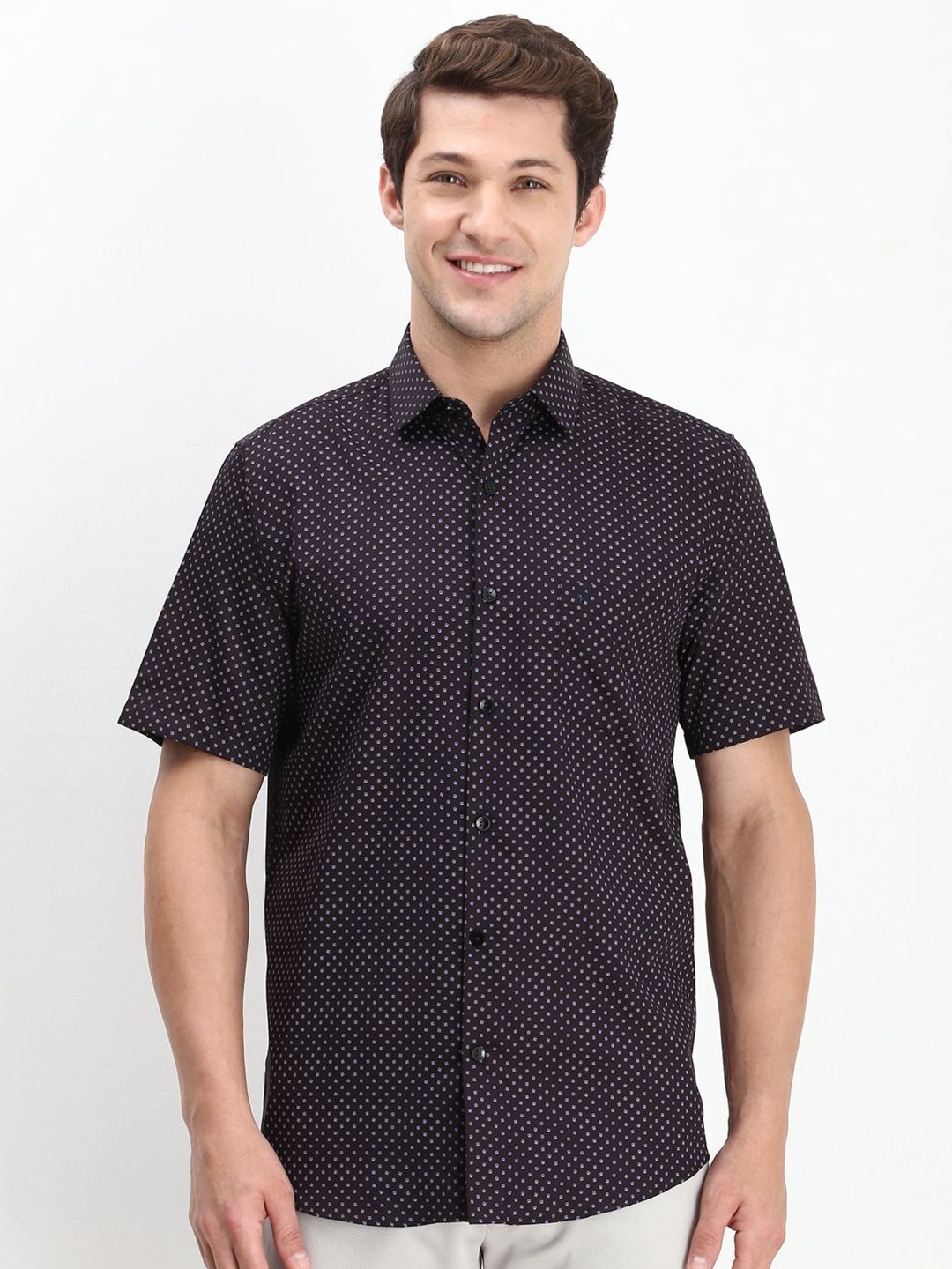 

Allen Solly Men Spread Collar Micro Ditsy Printed Cotton Slim Fit Casual Shirt, Brown