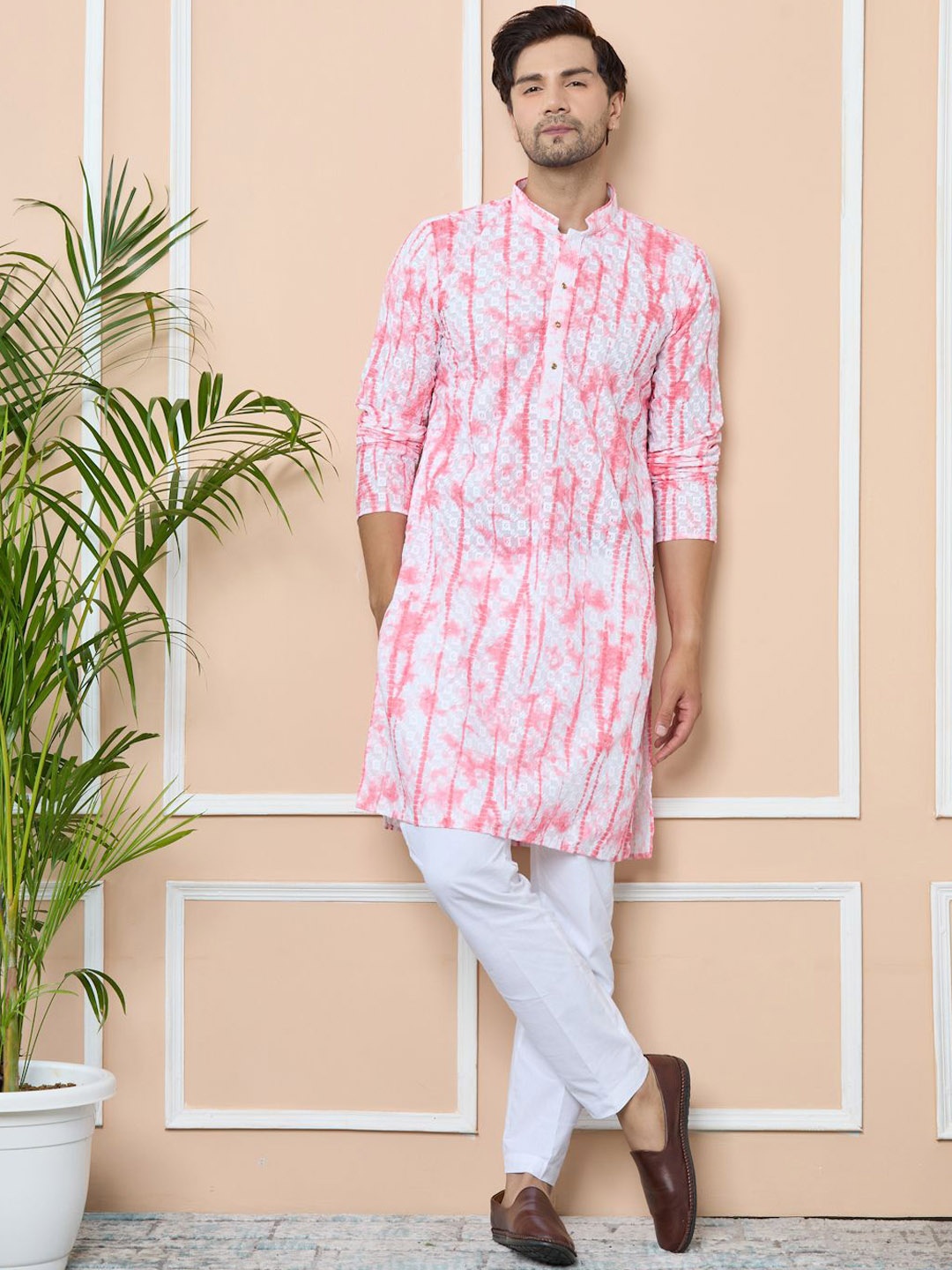

See Designs Men Printed Regular Pure Cotton Kurta with Pyjamas, Red