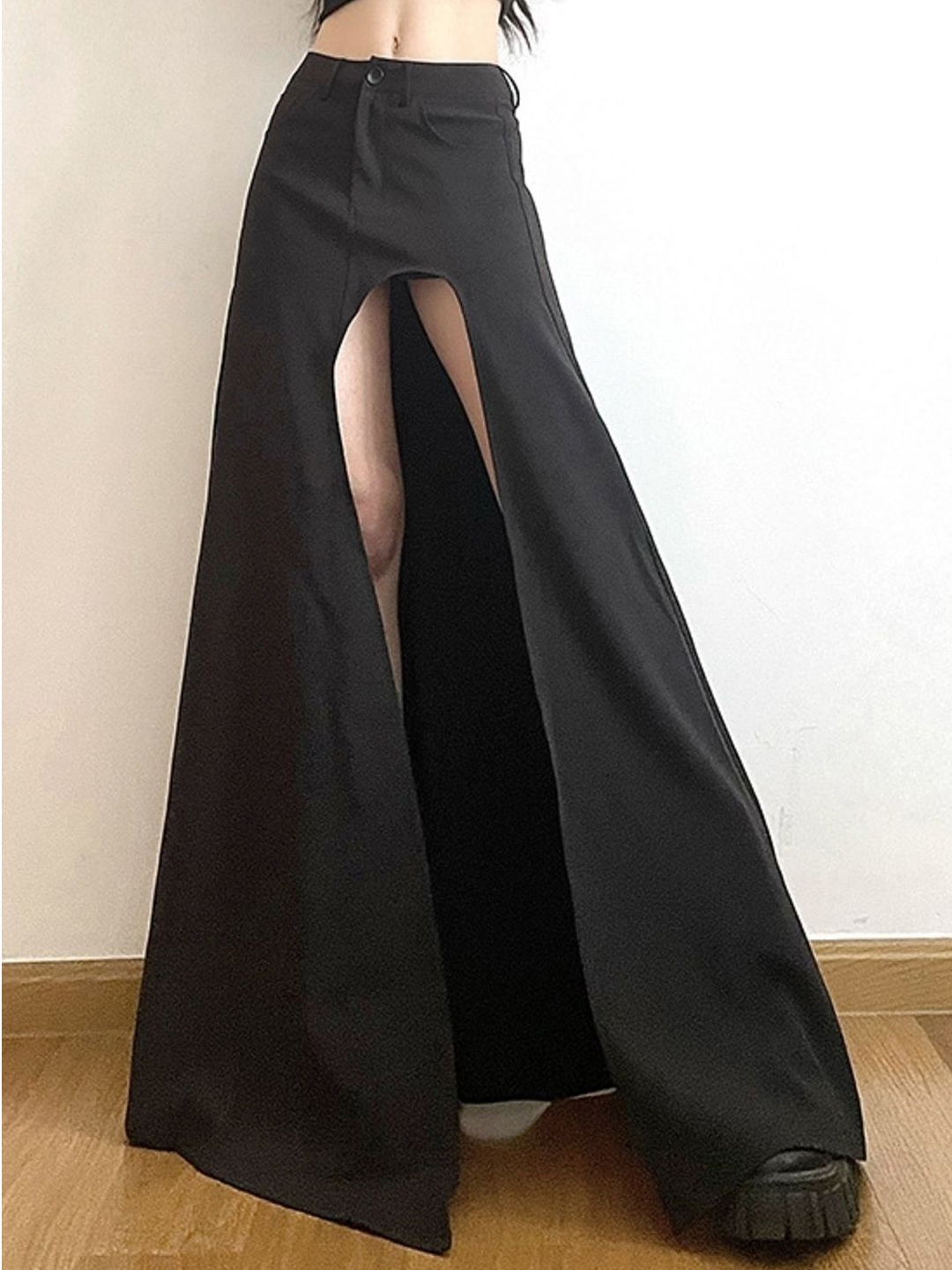 

KPOP Women Flared Maxi Skirt With Front Slit, Black