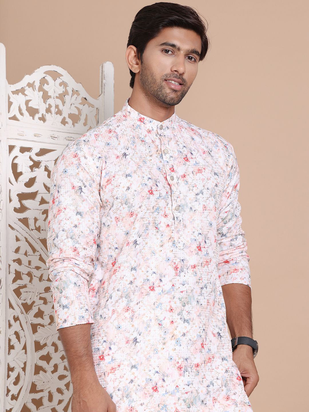 

Anouk Men Floral Printed Sequinned Kurta, Peach