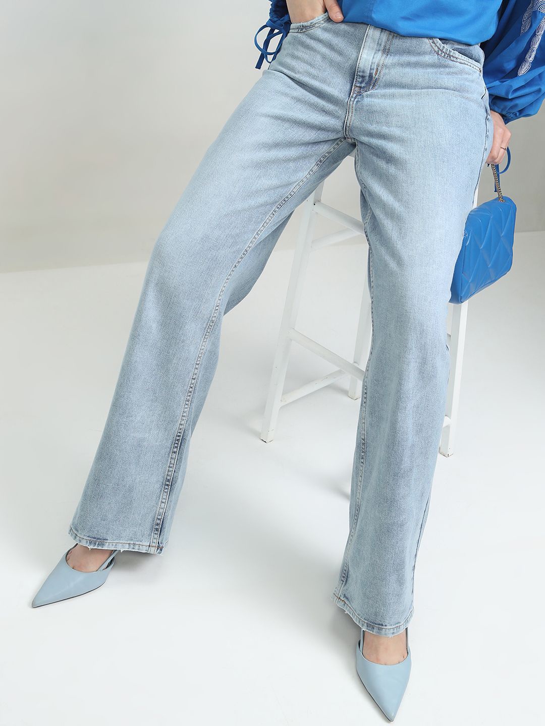 

Street By Tokyo Talkies Women Flared Light Fade Jeans, Blue